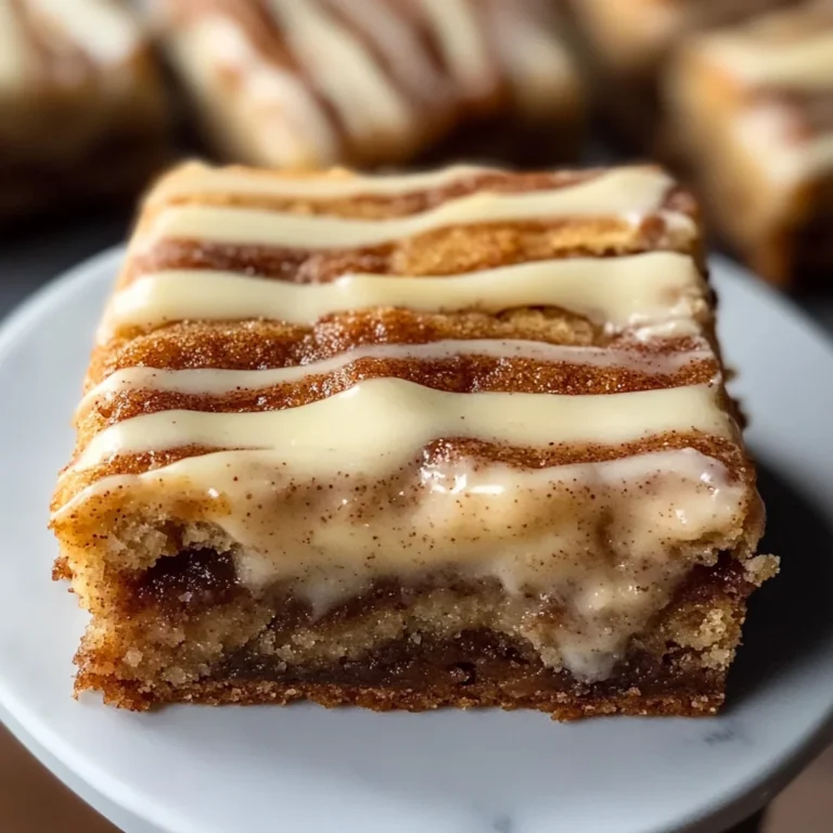 How to Make Cinnamon Roll Blondies